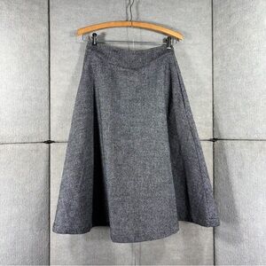 Elegant Gray Women's Skirt